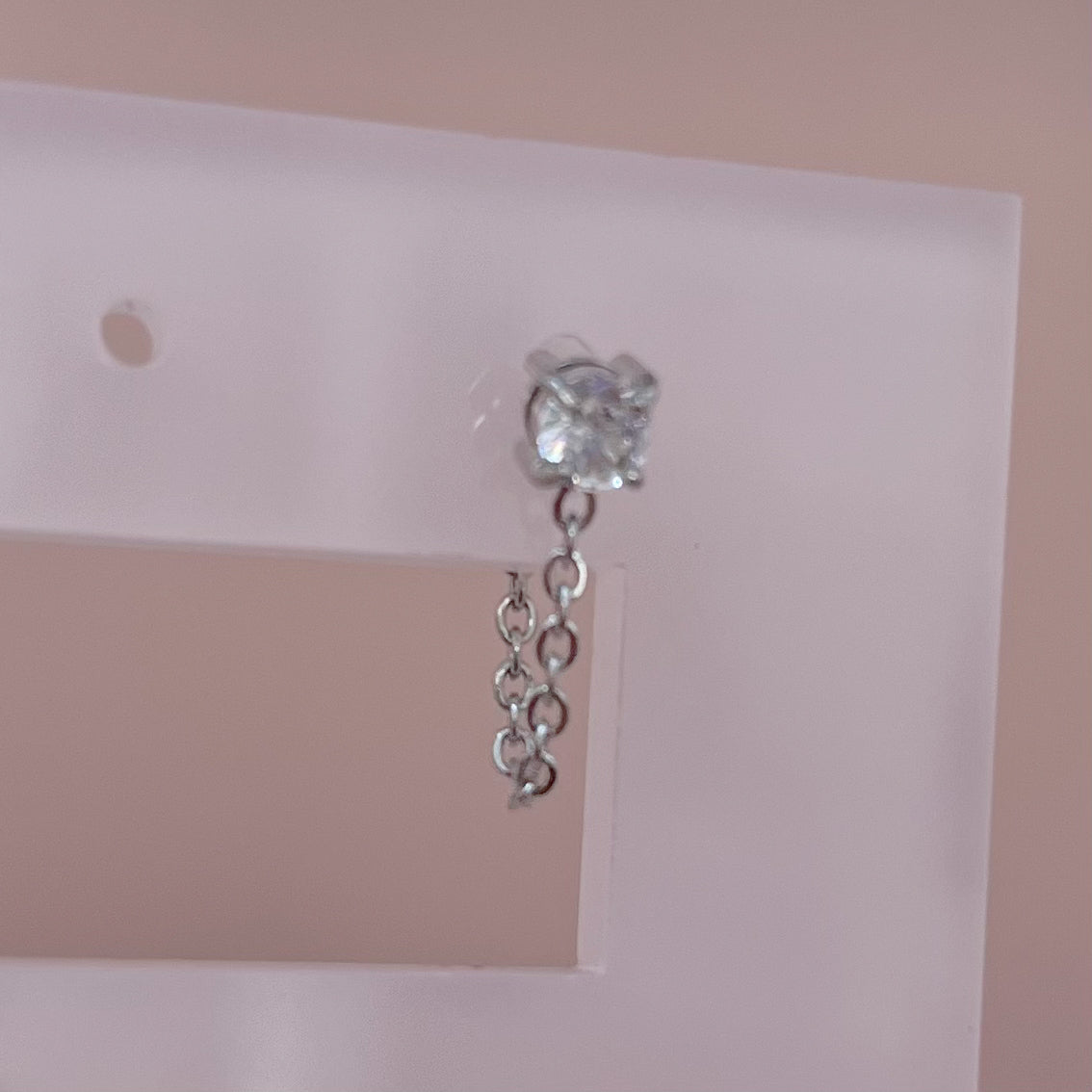 PIERCING ZIRCONIA CADENA PLATEADO
