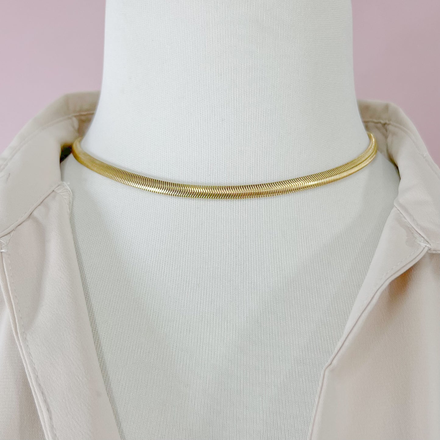 COLLAR PLANCHADO