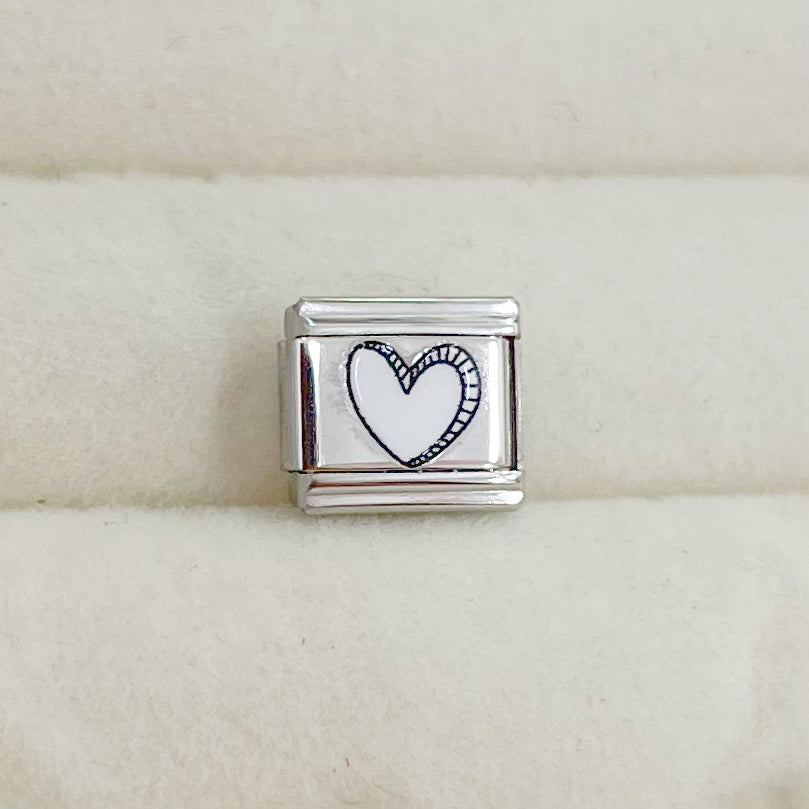 CHARM CORAZÓN BLANCO