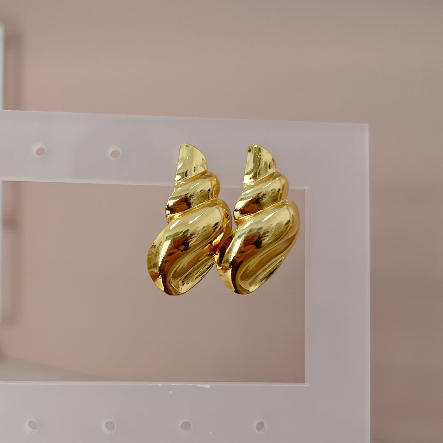 ARETES CARACOLA