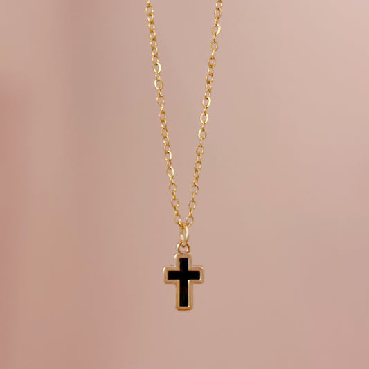 COLLAR CRUZ NEGRA