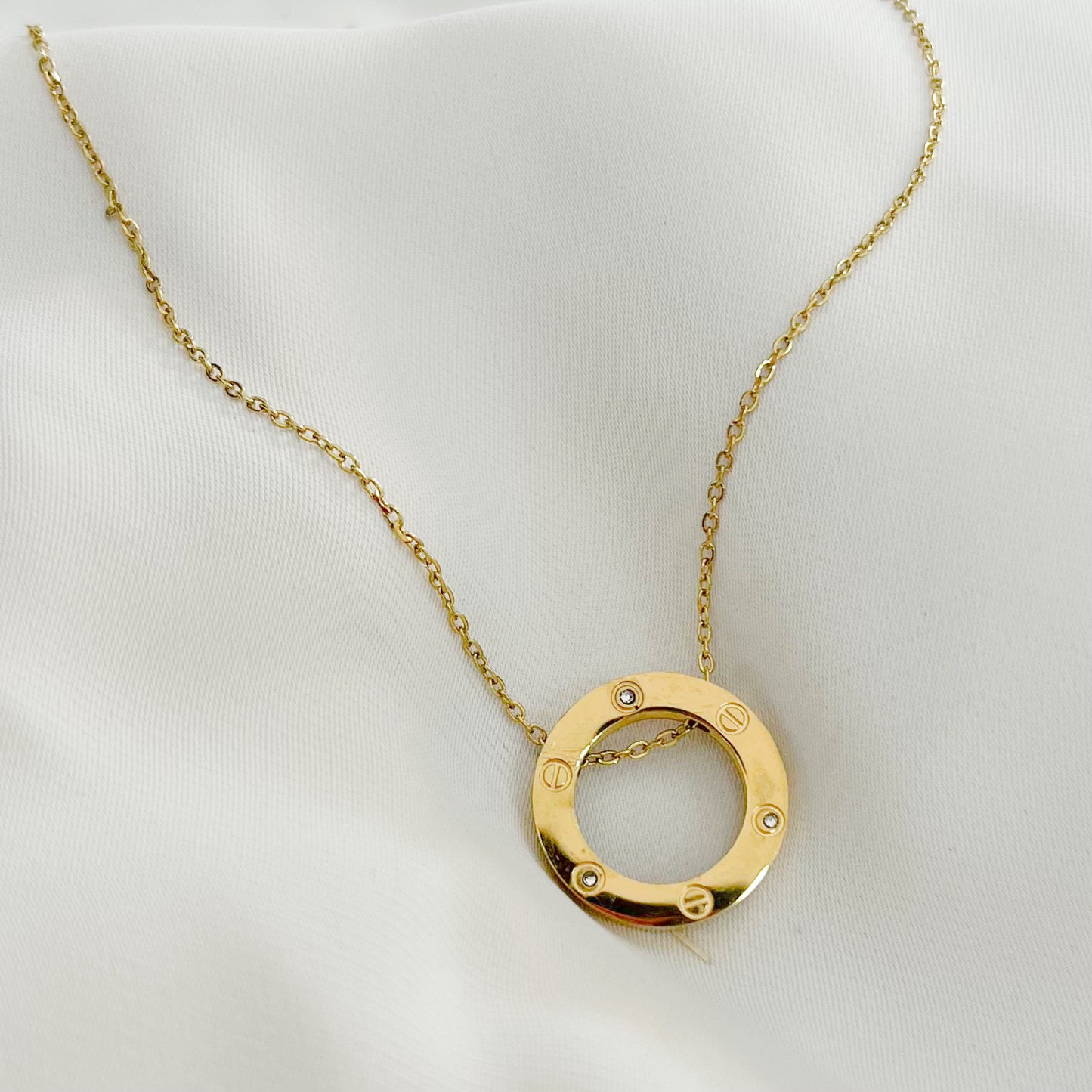Collar circulo cristales