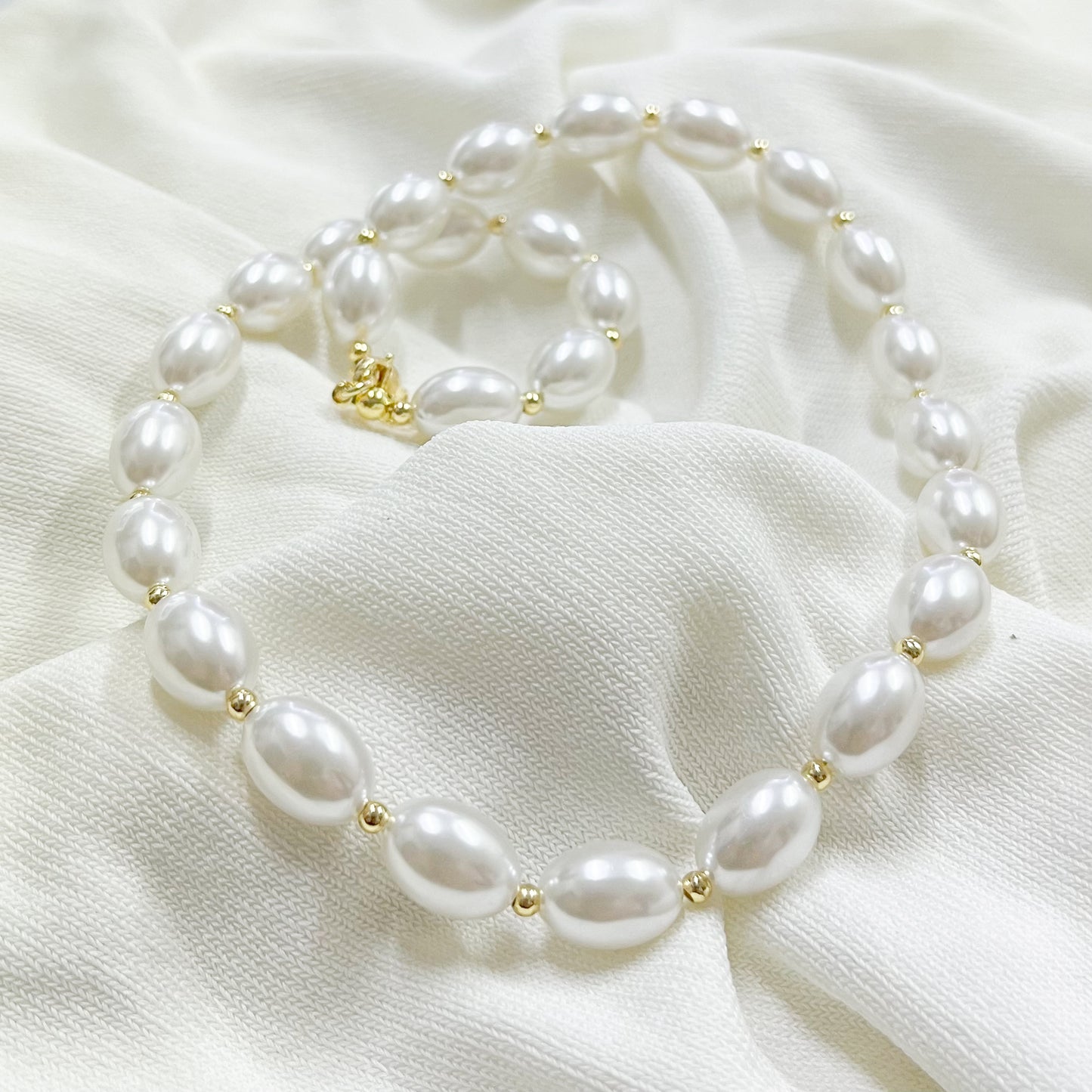 Collar Perla ovalada