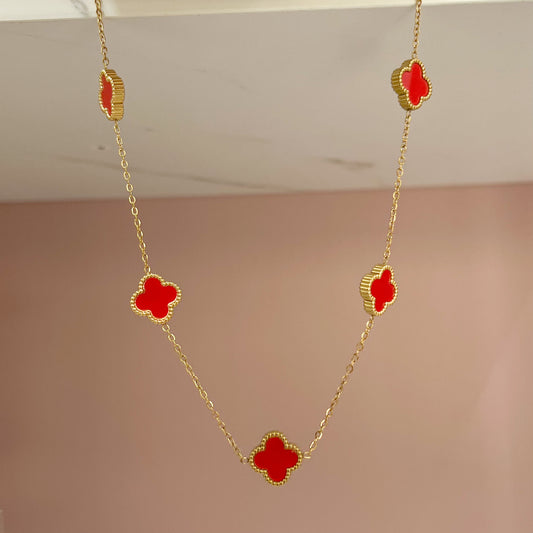 COLLAR TRÉBOL ROJO