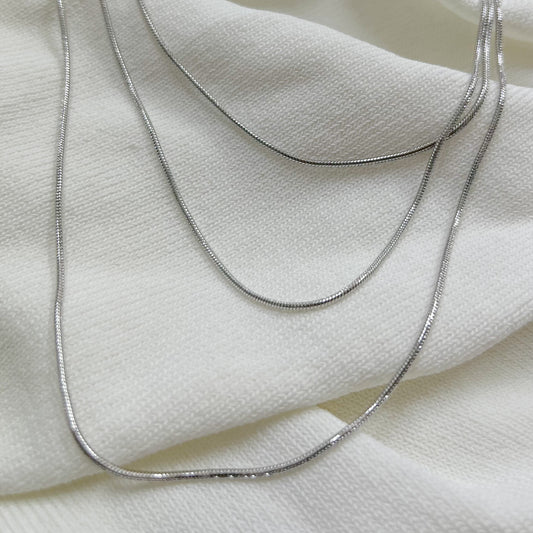 Collar triple plateado