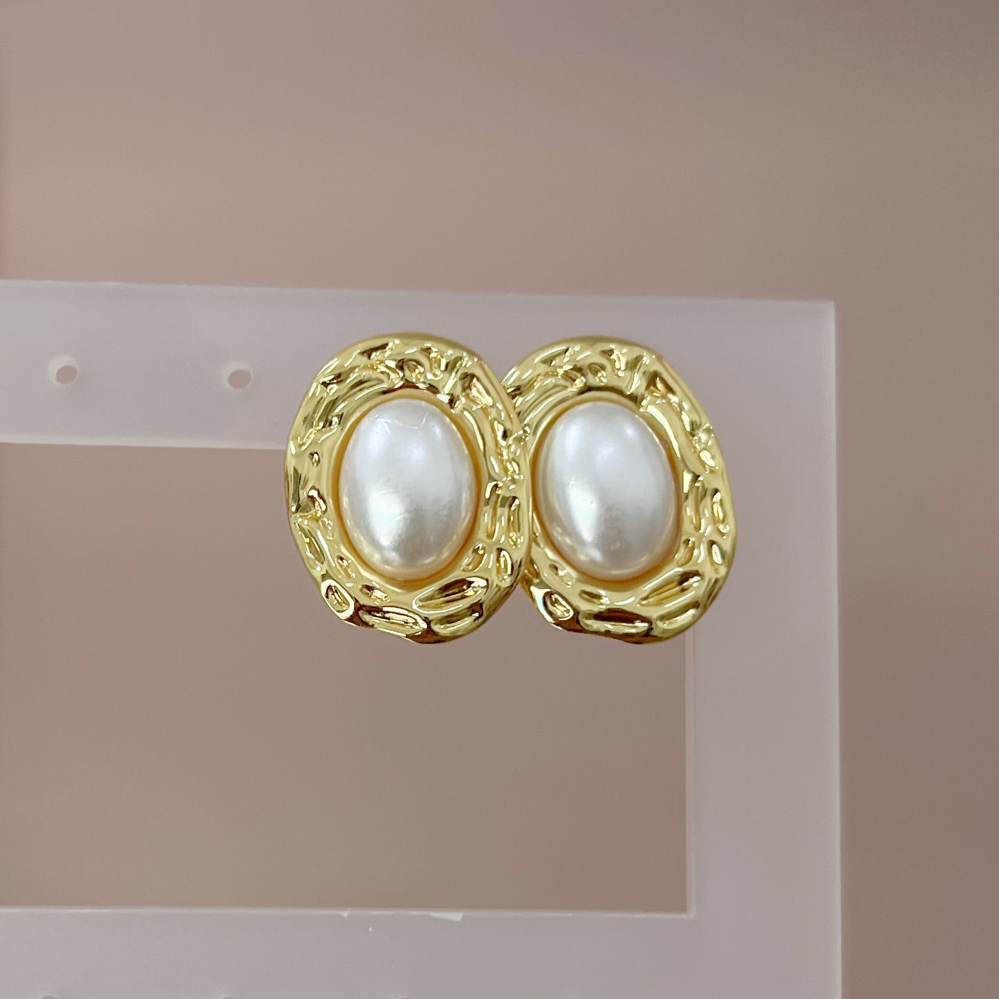 ARETES PERLA ÓVALO