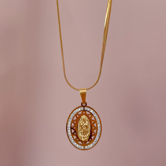 COLLAR VIRGEN ZIRCONIAS