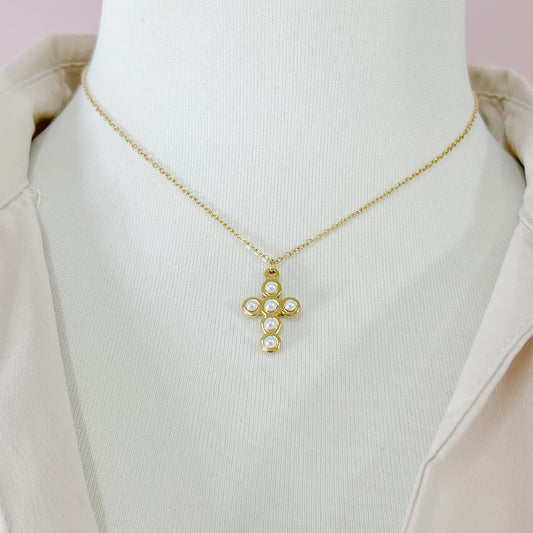 COLLAR CRUZ PERLAS